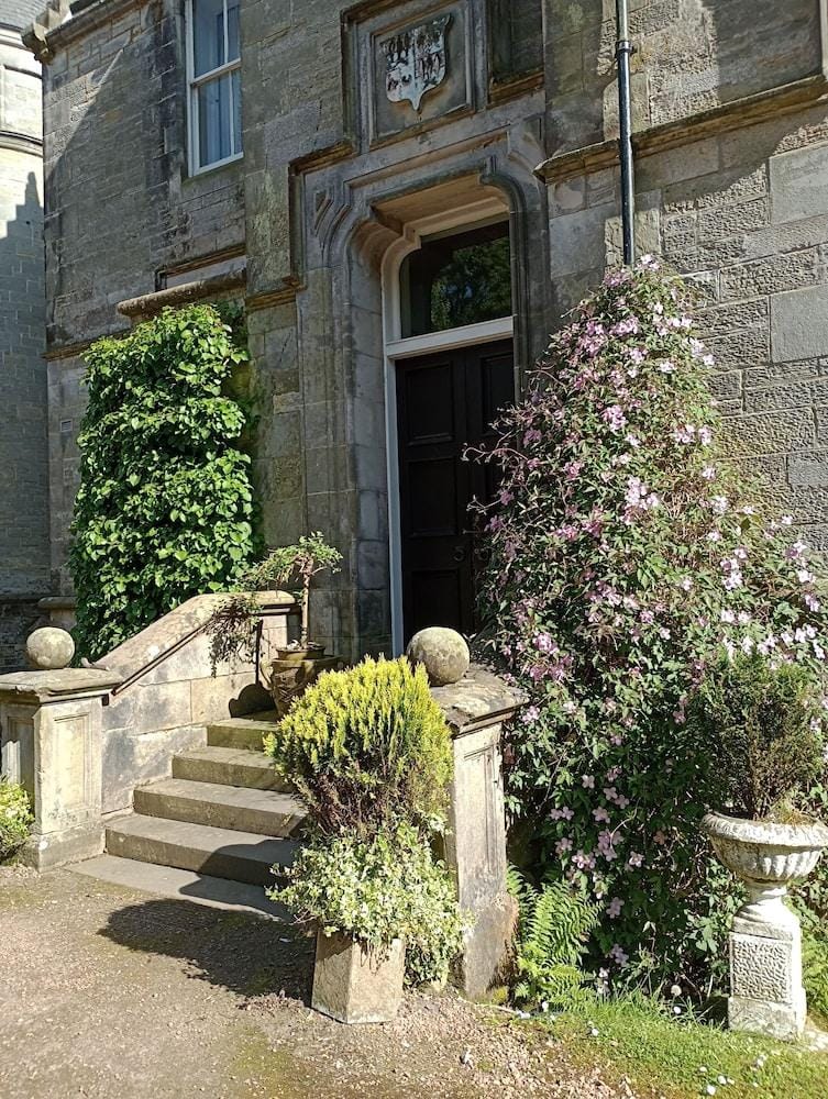 Stravithie Castle Hotel in Scotland