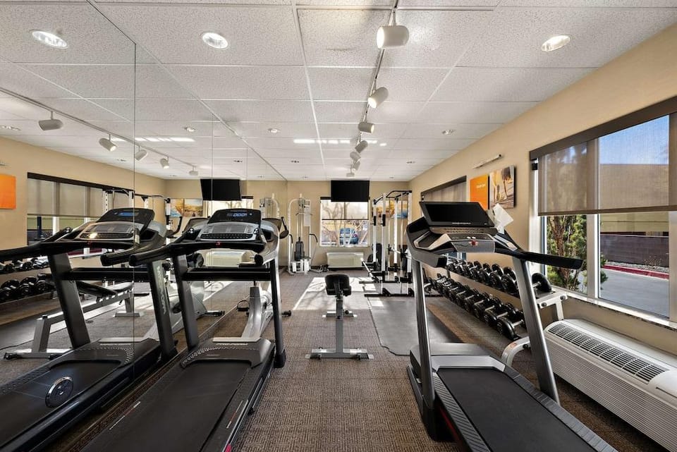 Comfort Inn & Suites Airport Hotel in Reno