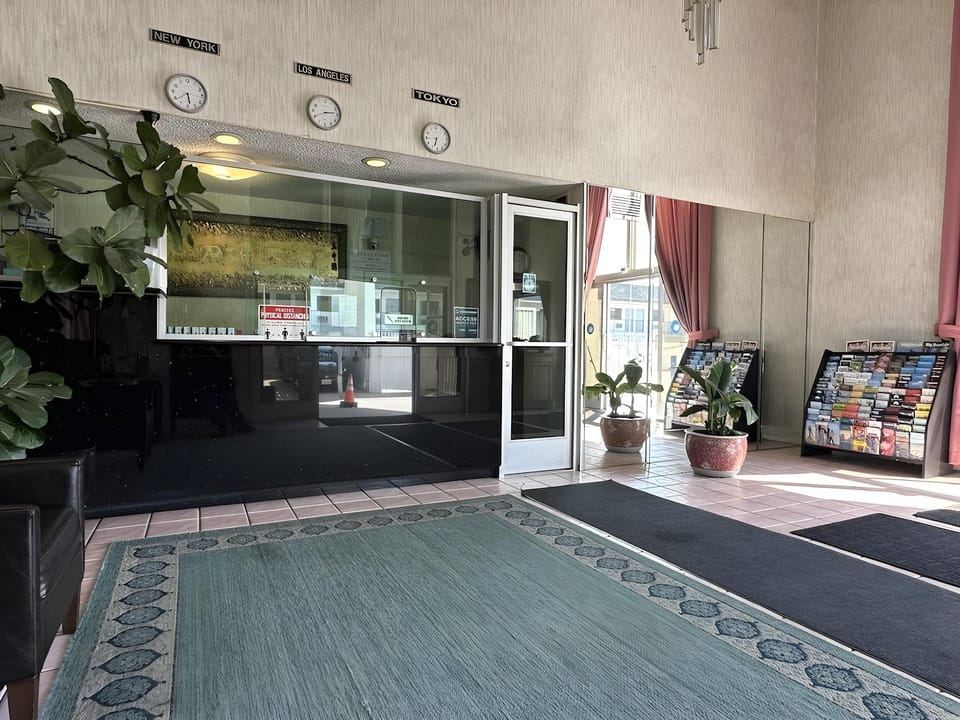 Garden Grove Inn Hotel in Westminster