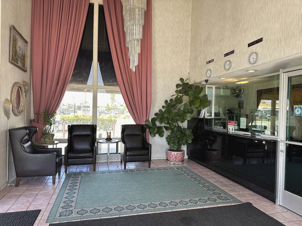 Garden Grove Inn Hotel in Westminster