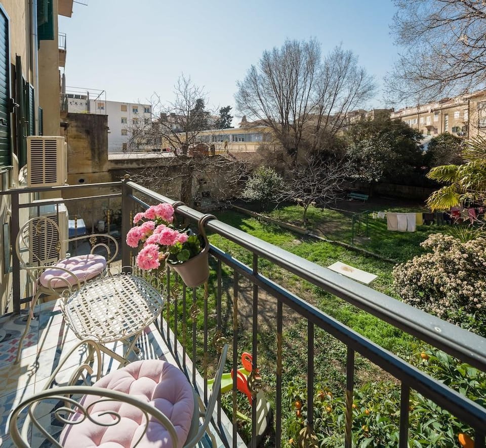 VIP Rooms Hotel in Split
