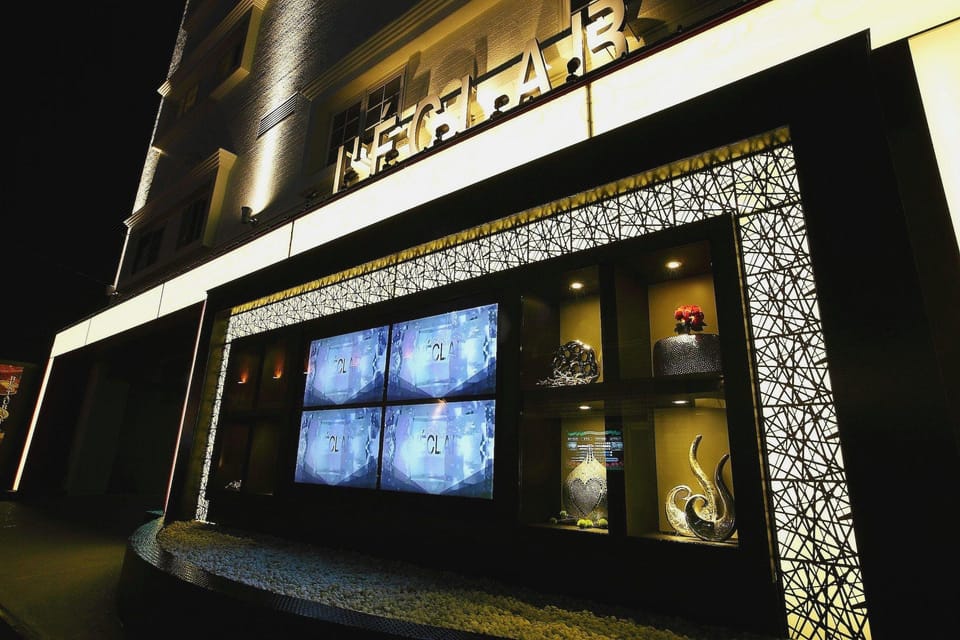 Hotel L’eclair - Adults Only Hotel in Hiroshima Prefecture