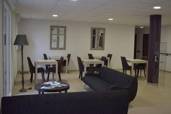 ZENAO Appart'hotel Nevers Hotel in Bourgogne-Franche-Comté