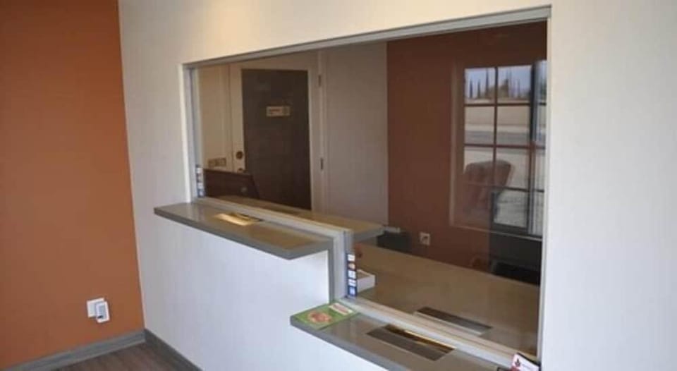 Motel 6 on Maple Hotel in Hesperia