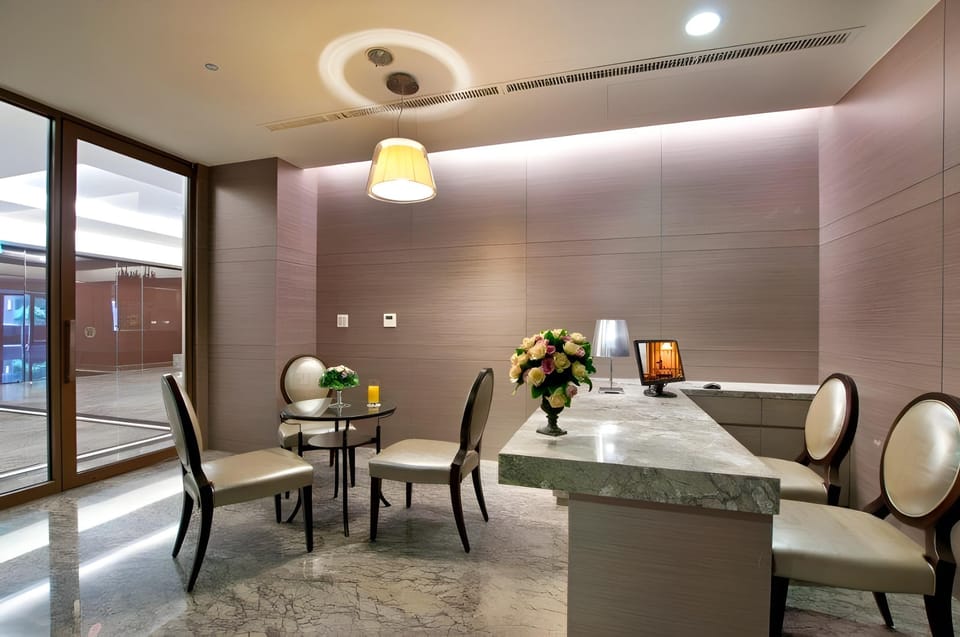 Tempus Hotel Taichung - Dadun Hotel in Taiwan, Province of China