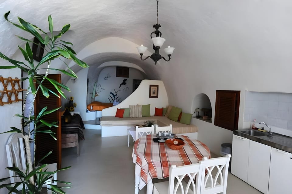 Kavalari Hotel Hotel in Thera