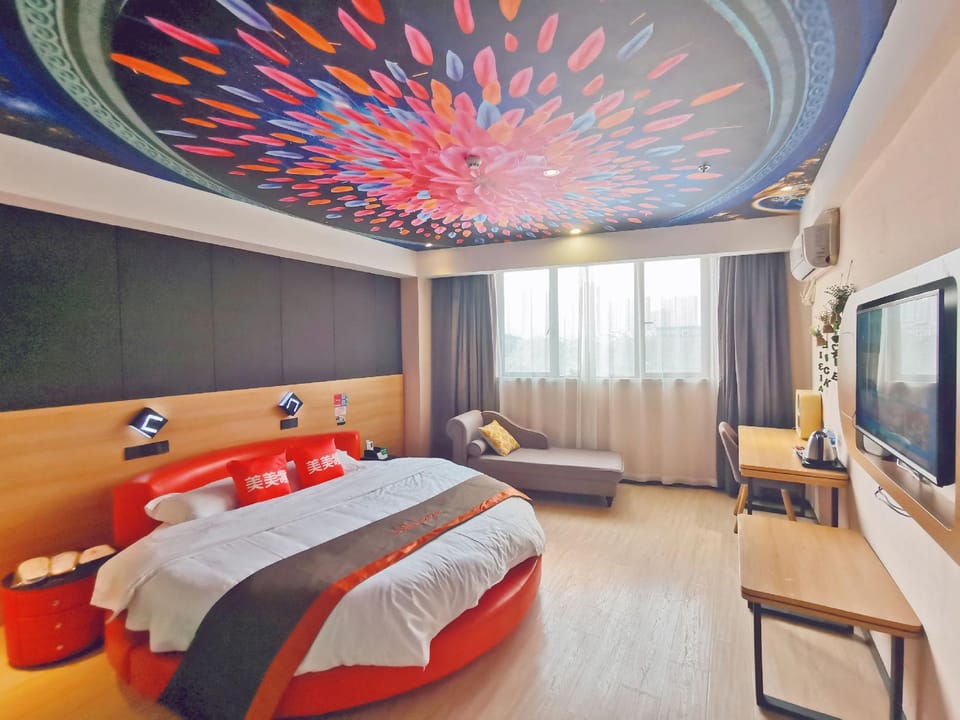 Junyi Chain Hotel (Wuxi Rongqiao) Hotel in Suzhou