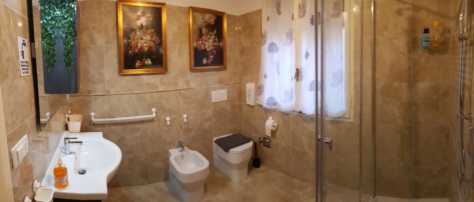 Bed And Breakfast Corticella 24 Hotel in Bologna