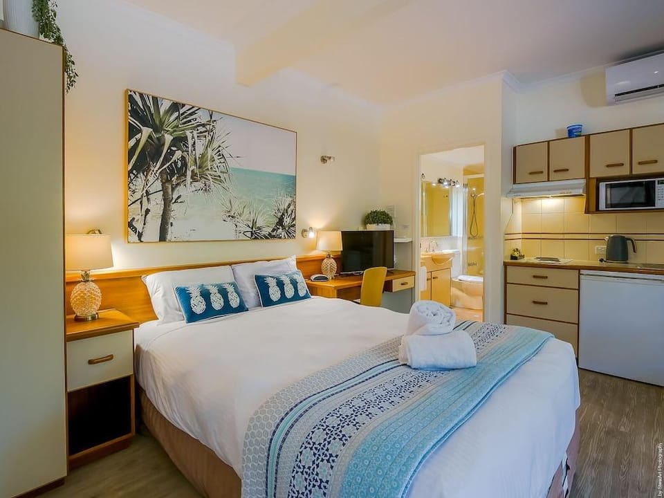 Boat Harbour Apartments Hotel in Hervey Bay