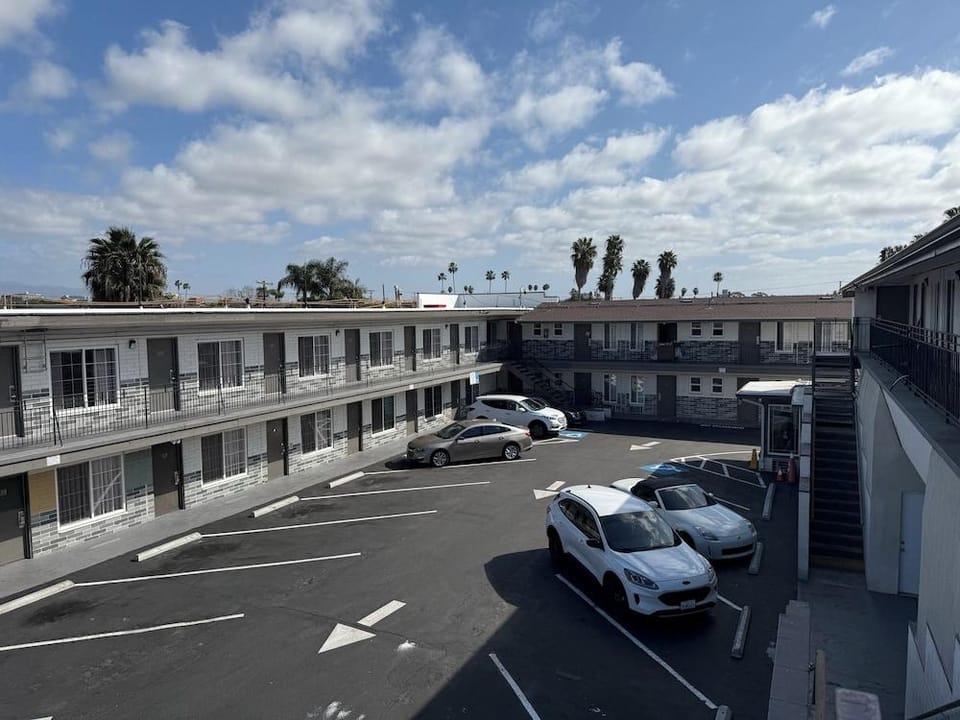 Big 7 Motel Hotel in National City