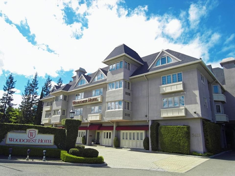 Woodcrest Hotel Hotel in Cupertino