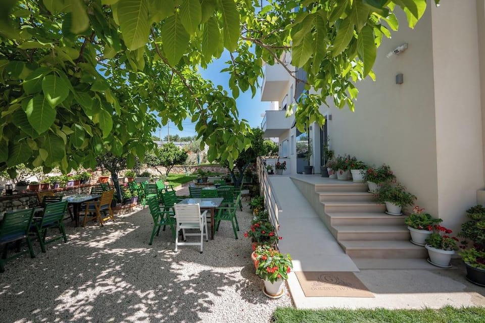 Hotel Golden Hotel in Ksamil