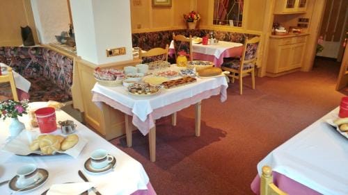 Garni Gabrieli Hotel in Corvara