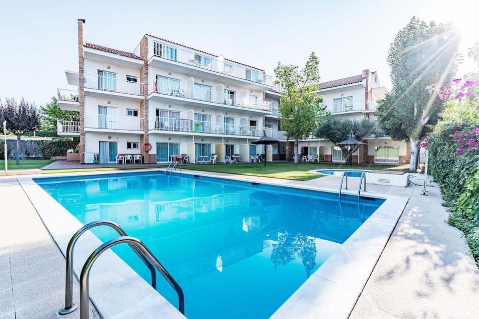 Sunway San Jorge Apartments Hotel in Sitges