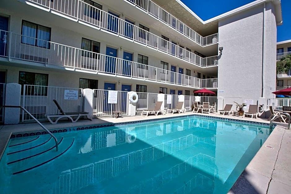 Motel 6 Tallahassee, FL Hotel in Tallahassee