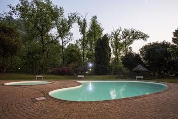 Merry Pebbles Resort & Caravan Park Hotel in South Africa