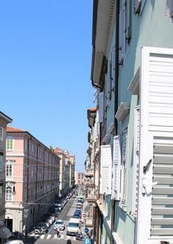 Smart Rooms Hotel in Trieste