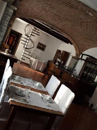Rossella alla Villarella dei Tulipani Hotel in Asti
