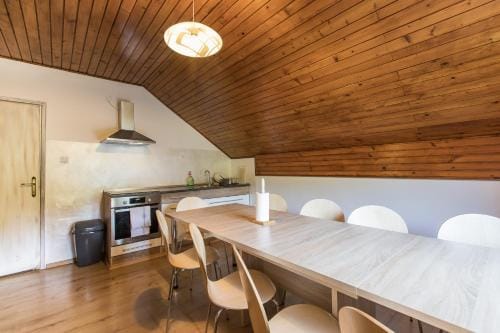 Dolar Rooms Hostel in Bled