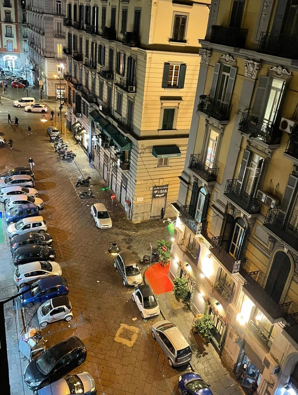 Alexander hostel Hostel in Naples