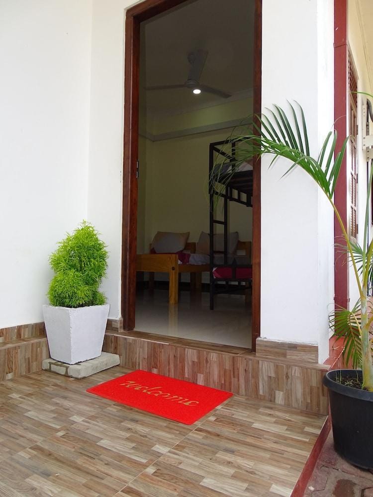 Aainn Guest Hotel in Sri Lanka