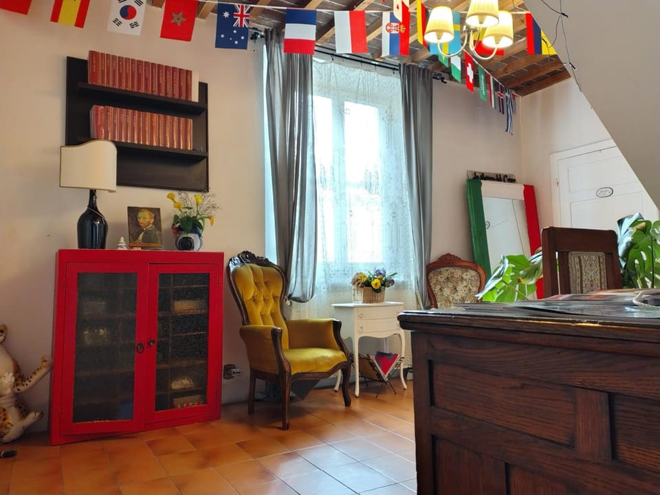 "LA MAISON DEL CORSO" Hospitality Hotel in Pisa