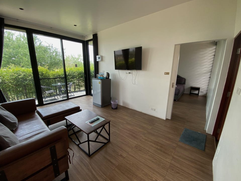 Khun Nu Daeng Resort Hotel in Laos