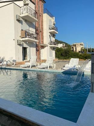 Palmiye  Hotel in Montenegro