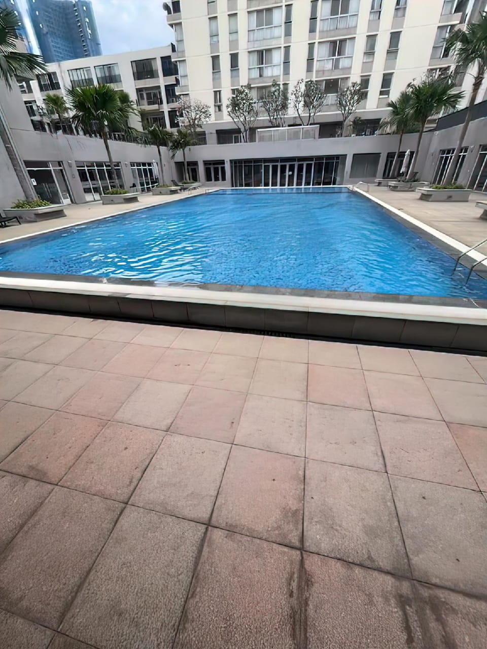 Swimming pool