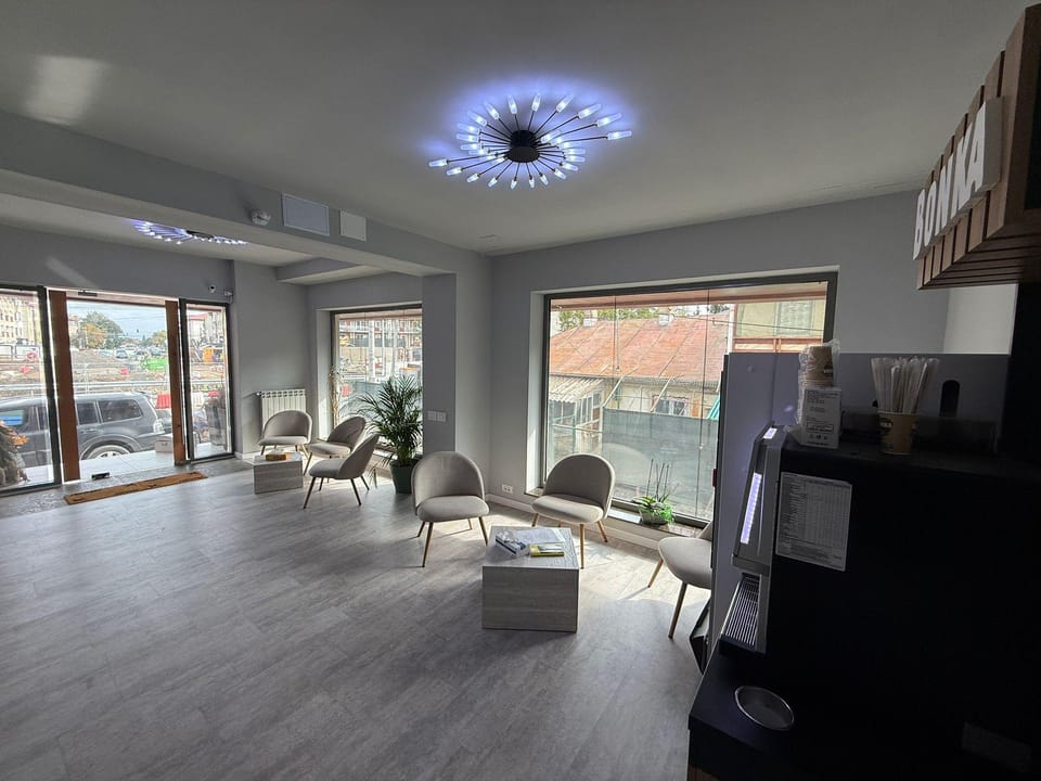 Stay At Georges And Fly Apartment hotel in Romania