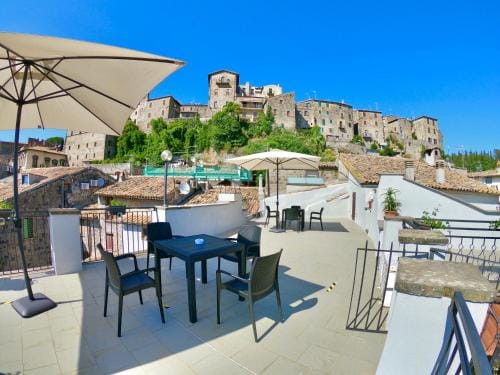 PENSIONE ITALIA Hotel in Bolsena