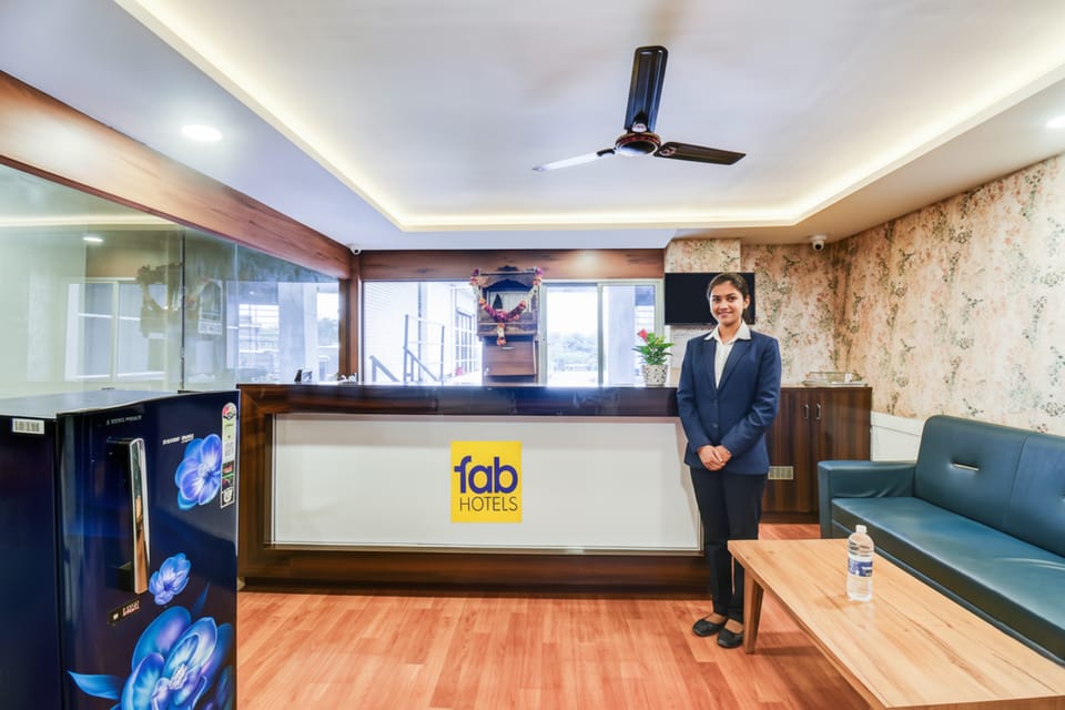 FabHotel Sai Charan Hotel in Maharashtra