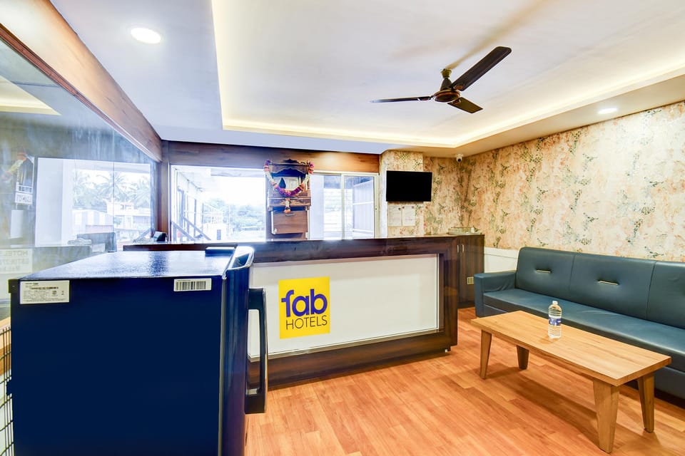 FabHotel Sai Charan Hotel in Maharashtra