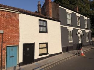 Globe Cottage Hotel in Glastonbury