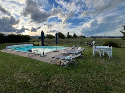 Les Iris Hotel in Auvergne-Rhône-Alpes