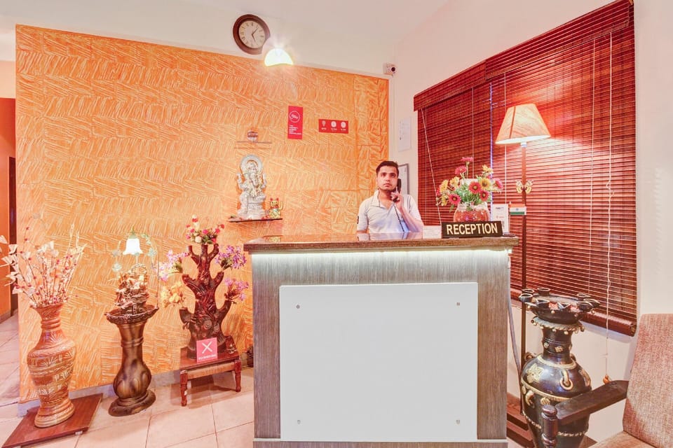 OYO The Sangh Gunny Near Ragigudda Sri Prasanna Anjaneyaswamy Temple Hotel in Bengaluru