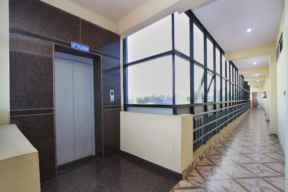 OYO Elite Inn Hotel in Bengaluru