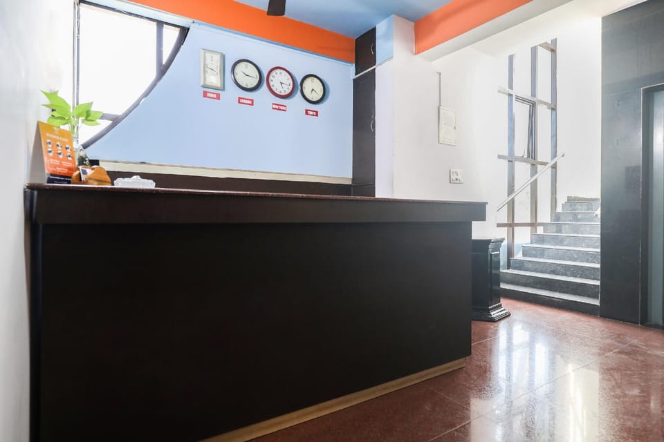 OYO Gmr 18 Hotel Near Nexus Mall Koramangala Hotel in Bengaluru