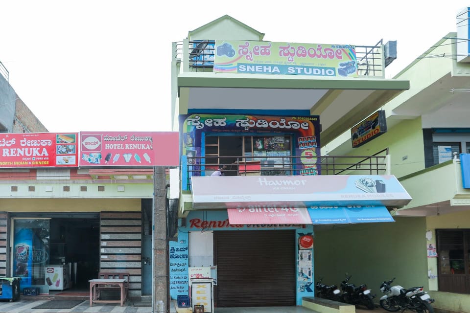 OYO Renuka Lodge Hotel in Kerala