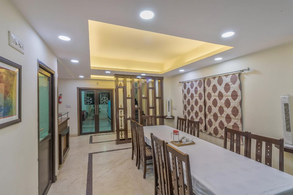 OYO Hotel Felicity Inn Near Sri Someshwara Swami Temple Hotel in Bengaluru