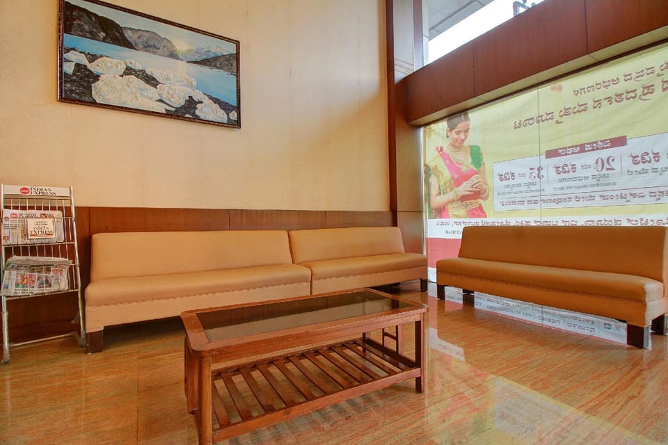 OYO Diana Hotel Hotel in Karnataka