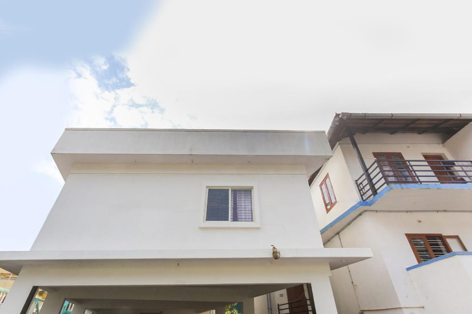 OYO Muckatira Inn Hotel in Kerala