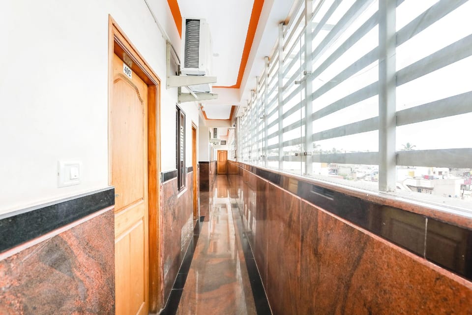 OYO Kingdom Residency Hotel in Mysuru