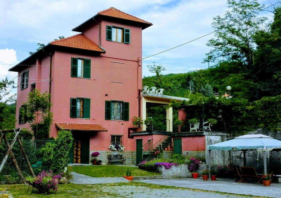 La Torretta bed & breakfast Hotel in Liguria