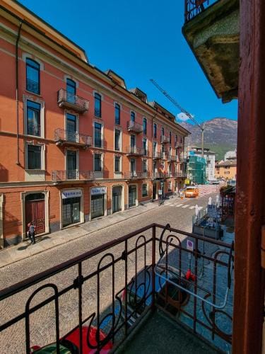 b&b dolce casa con Sauna e cromoterapia Hotel in Domodossola