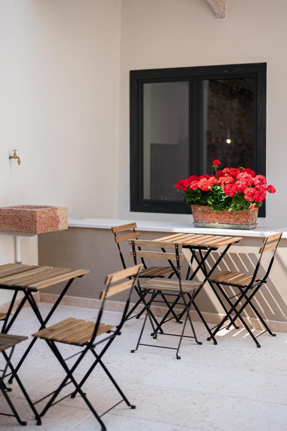 Santa Marta Rooms&Studios Hotel in Verona