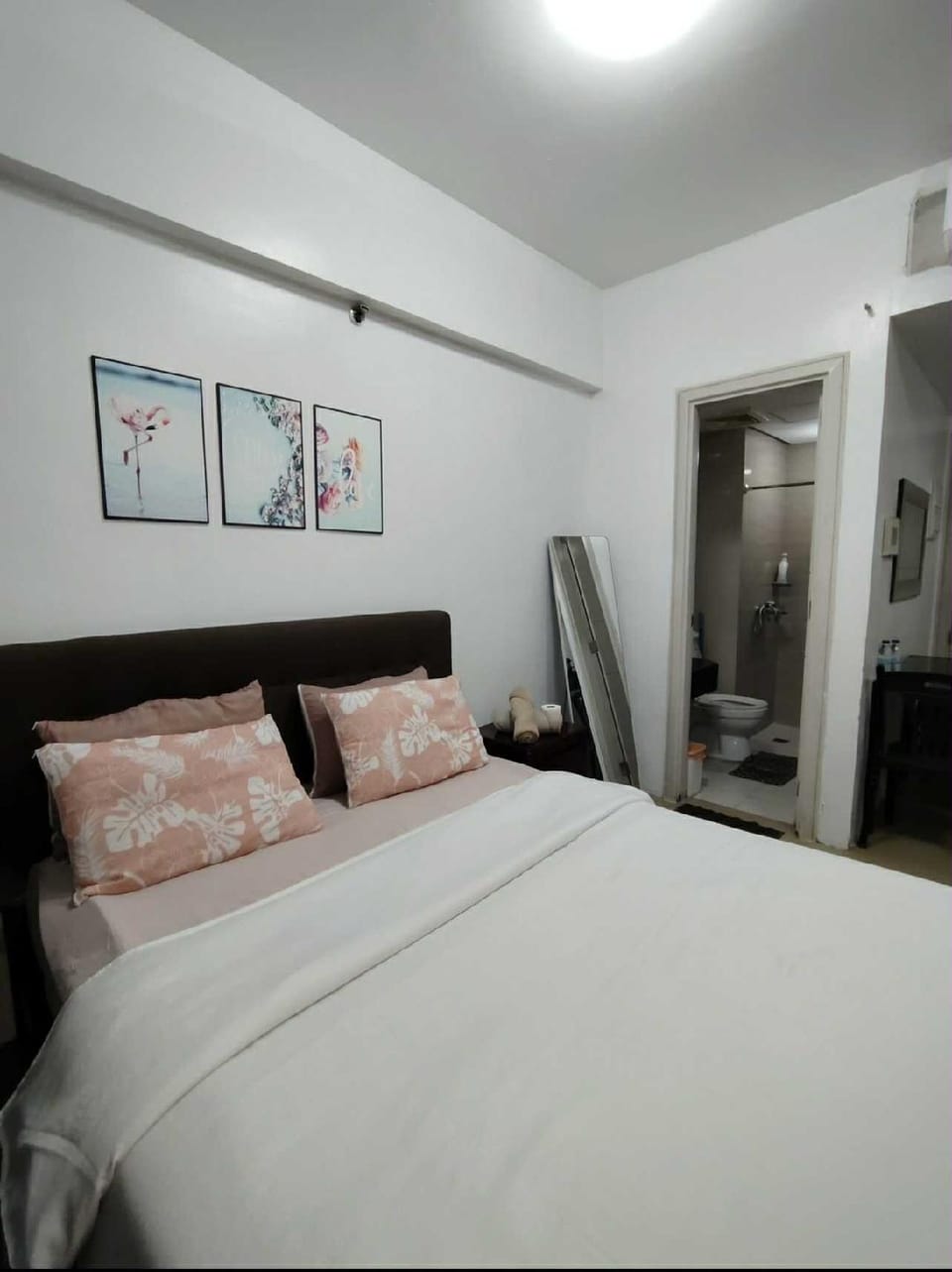 Amenity (Guest room)