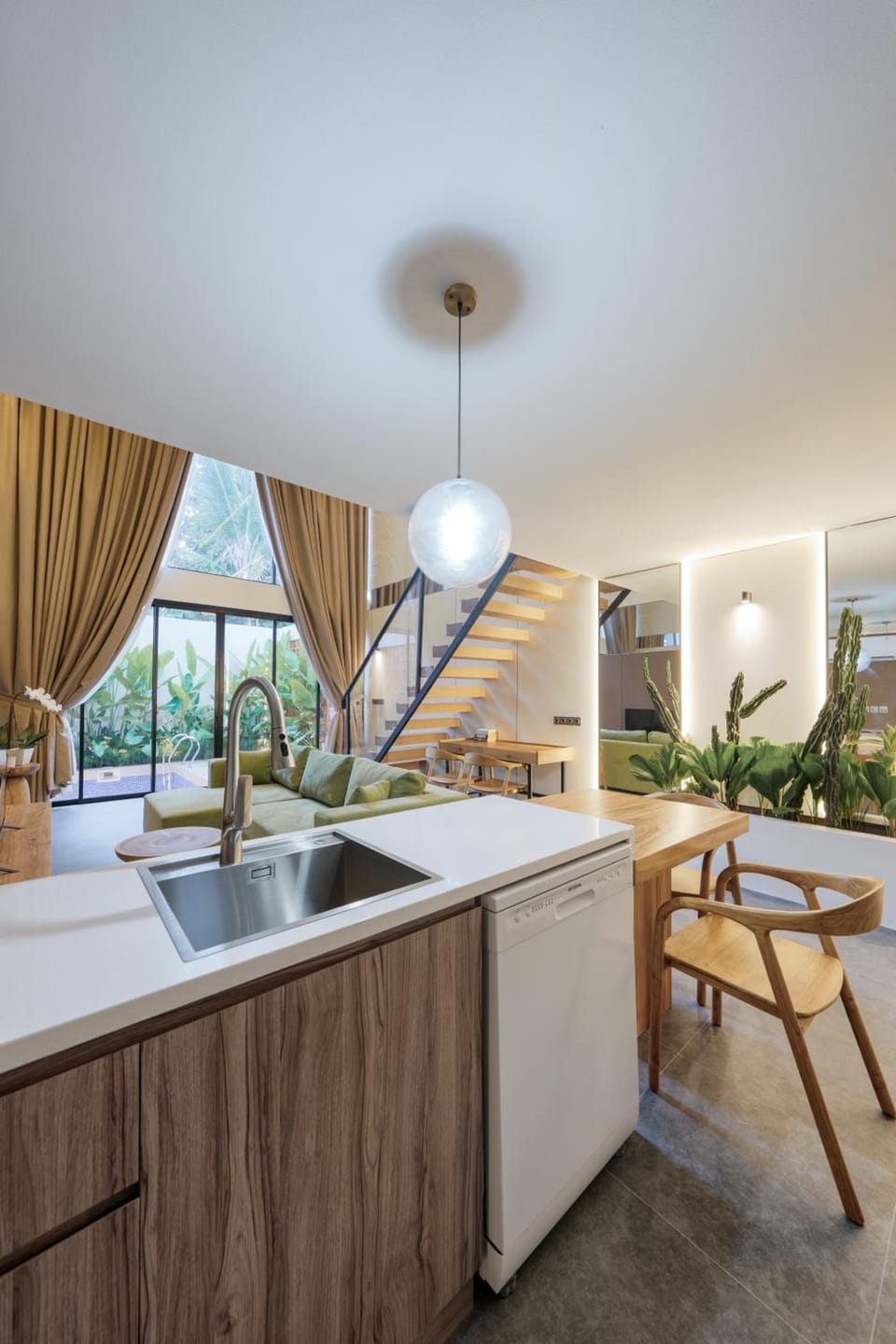 Moon Rock Villas Resort in Abiansemal