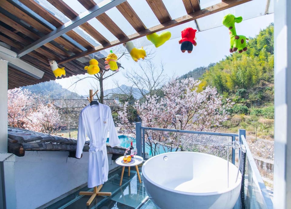 Manshanju Forest Healing Hotel in Zhejiang