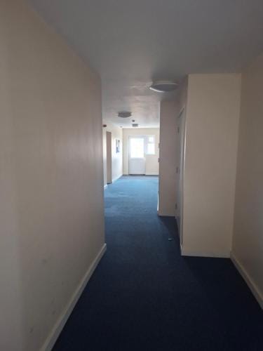 Room with bathroom Hotel in Middlesbrough